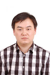 海洋王董事长_海洋王手电筒充电器